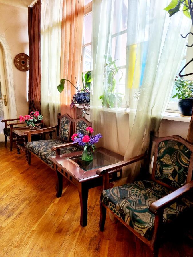 Polonia Tbilisi House Hotel Ngoại thất bức ảnh