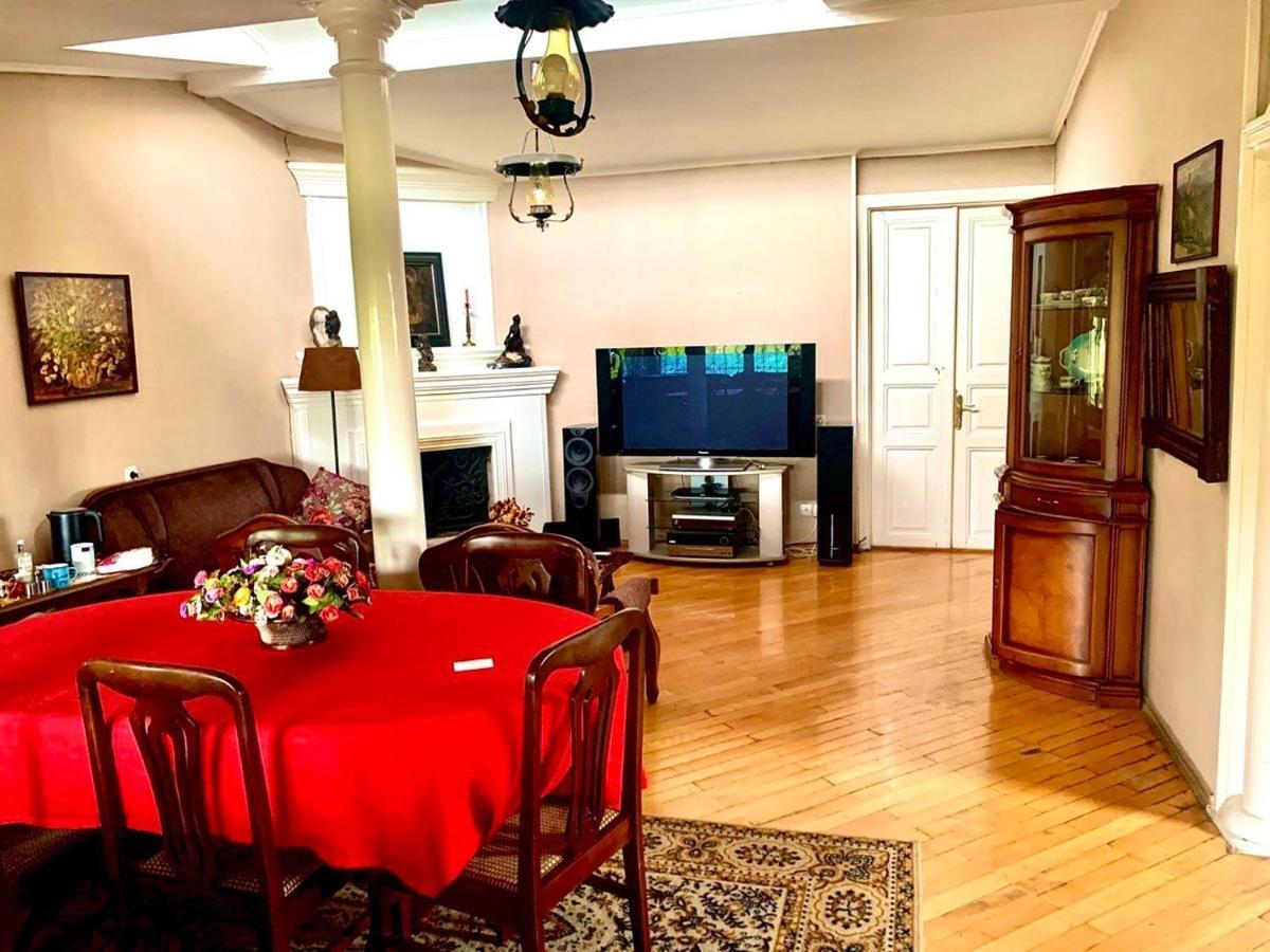 Polonia Tbilisi House Hotel Ngoại thất bức ảnh