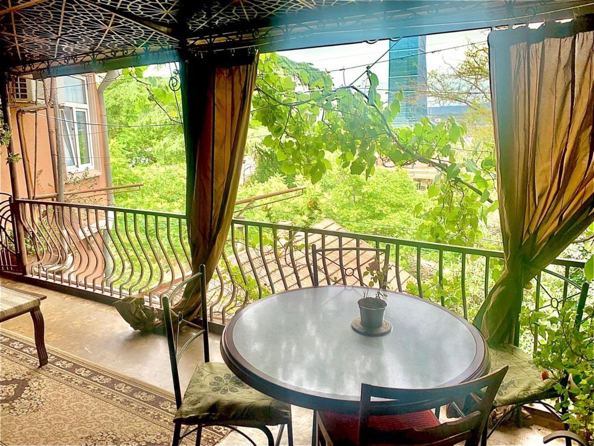 Polonia Tbilisi House Hotel Ngoại thất bức ảnh