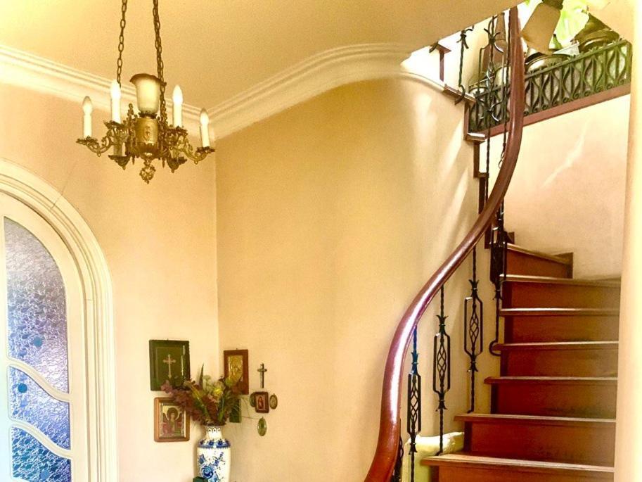 Polonia Tbilisi House Hotel Ngoại thất bức ảnh