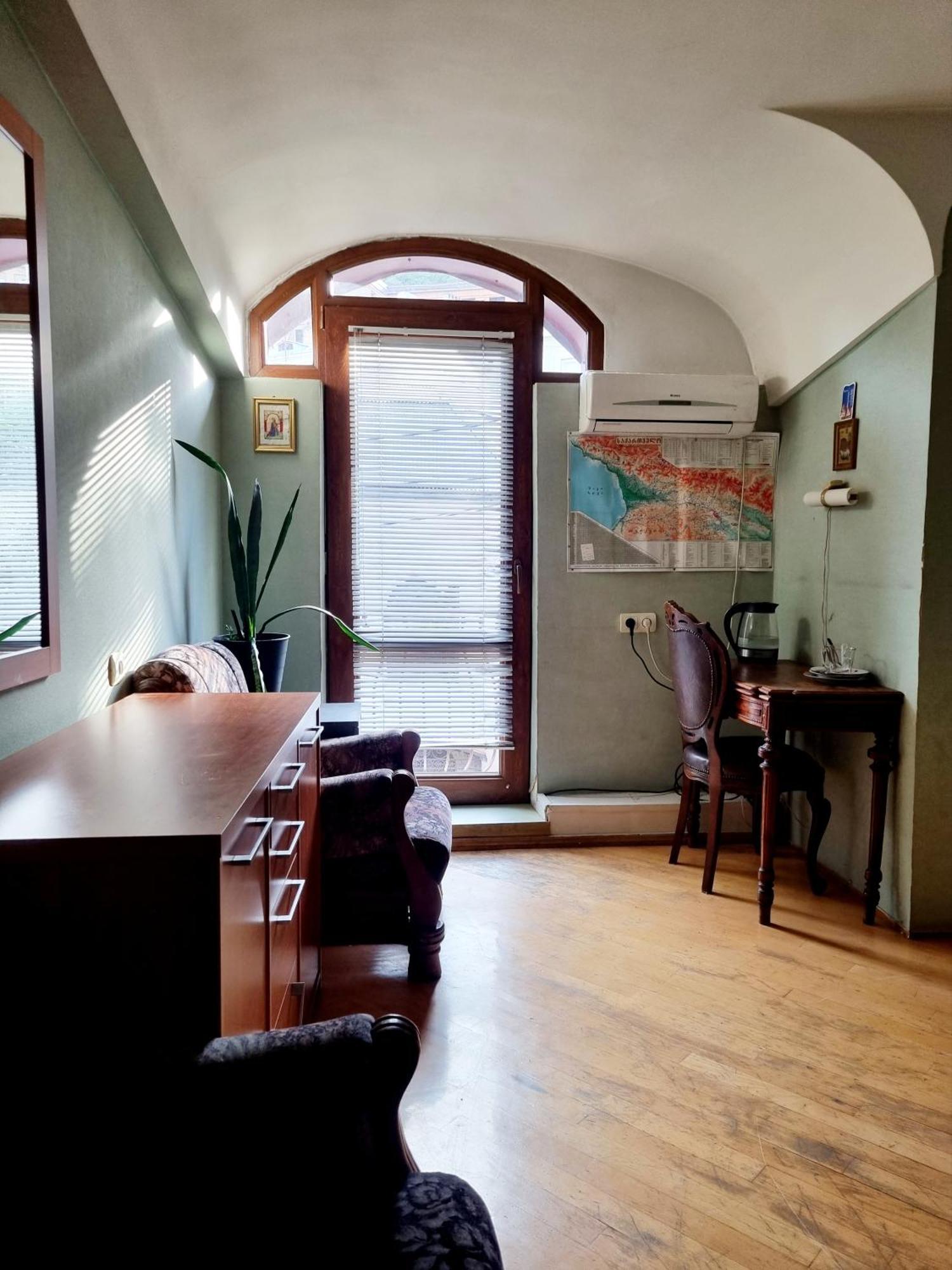 Polonia Tbilisi House Hotel Ngoại thất bức ảnh